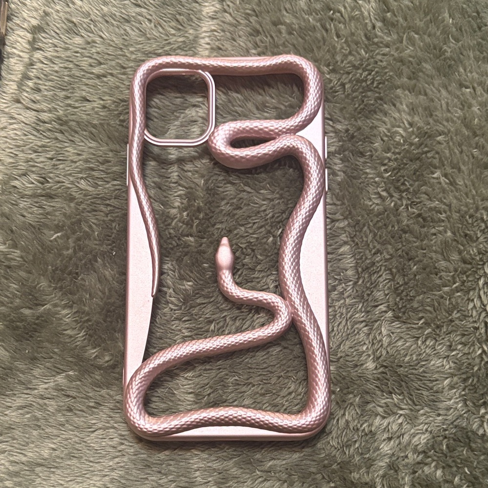 SHEIN Pink Snake Design Phone Case